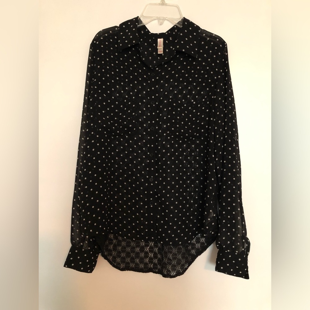 Xhilaration polka dot blouse